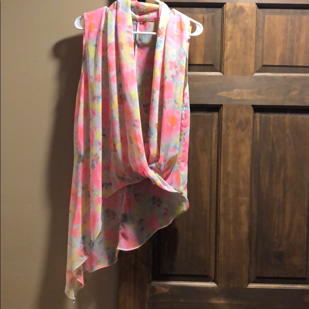 Sleeveless Blouse